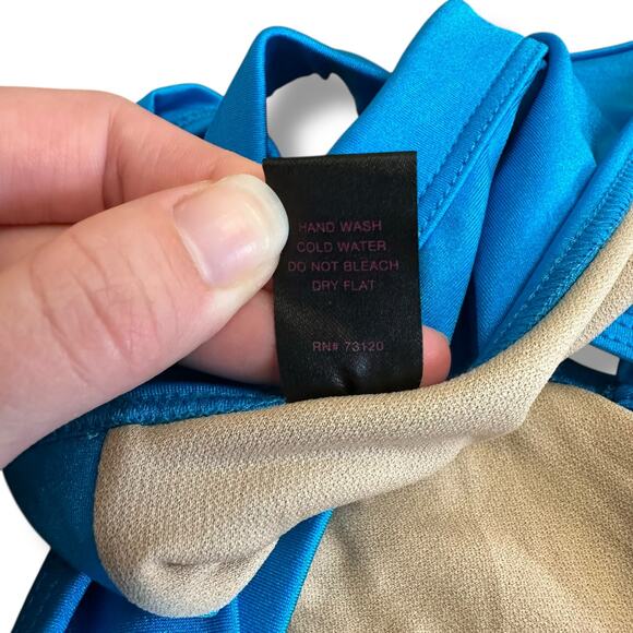Frederick’s of Hollywood Sunset Strap Bikini Top Blue Size M NWT Made in USA - Picture 5 of 6